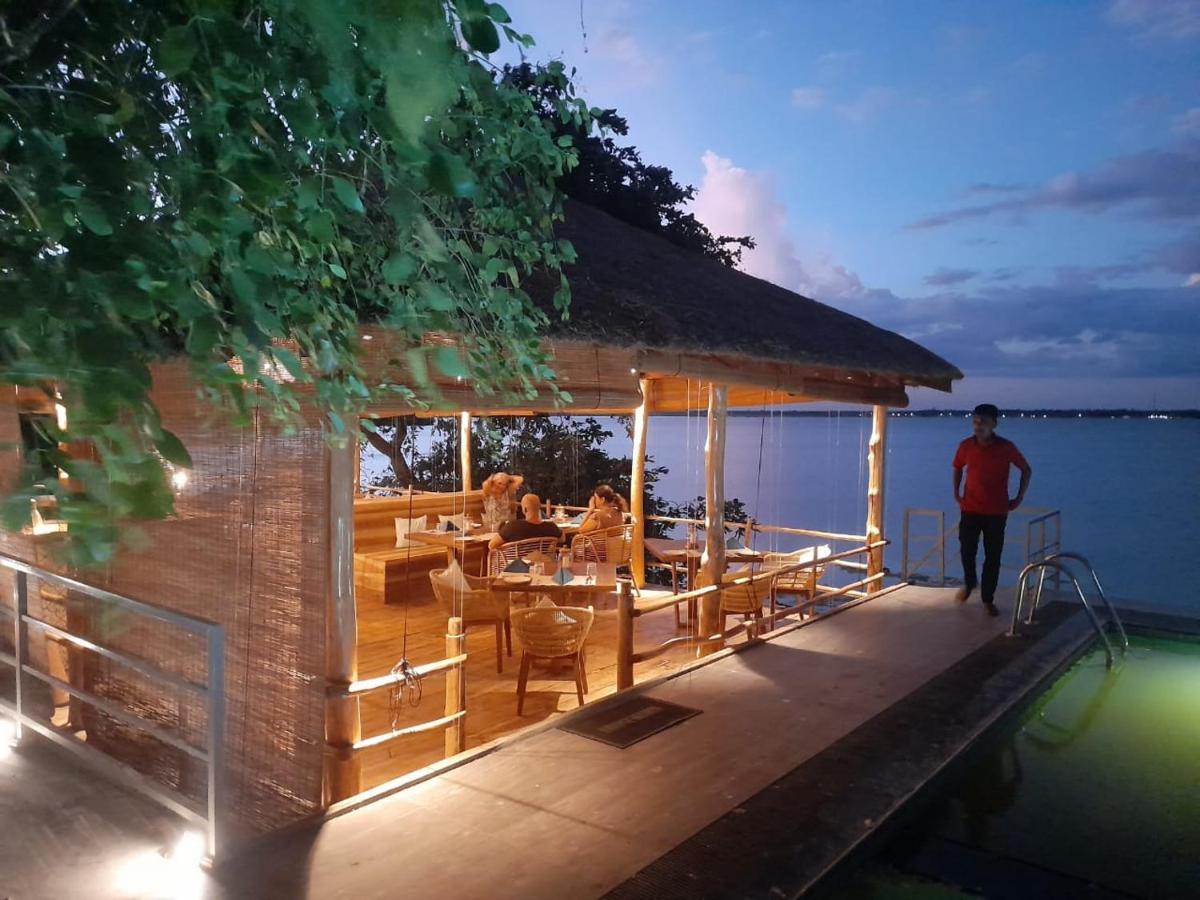 Oruwa Boutique Villas Baía de Arugam Exterior foto
